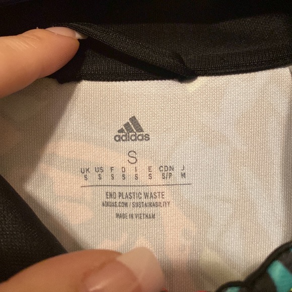 Adidas full zip floral print track jacket😍😍😍😍 - Picture 6 of 10